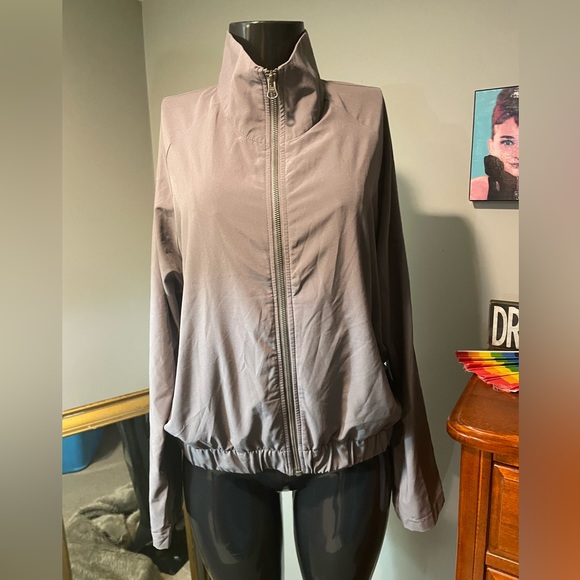 Columbia Jackets & Blazers - Women’s Columbia Lightweight Jacket ( small )